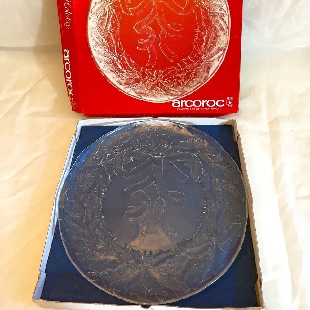 VTG 80s Arcoroc France Glass Holiday Plate 13